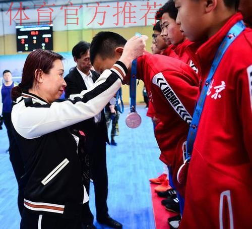 2019青运会室内五人制体校组男子14-15组完美收官 国足主帅塞尔吉奥寄语希望之星